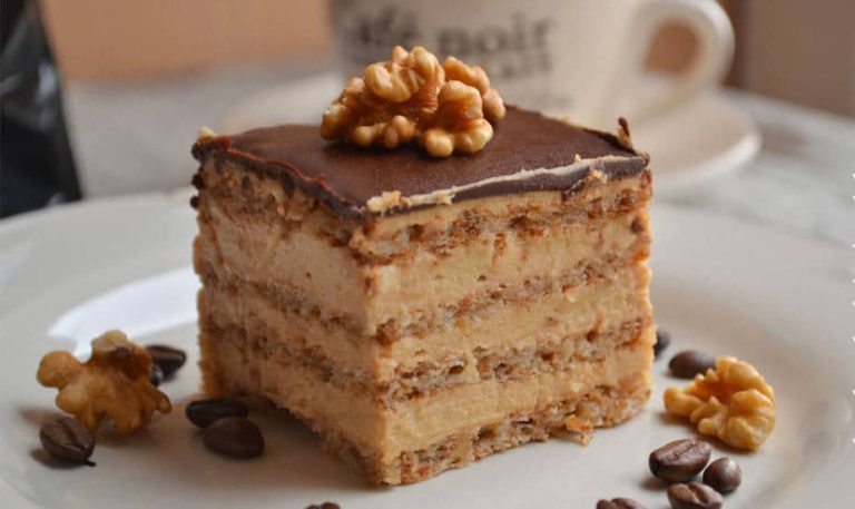 Kremaste orah kocke s kavom